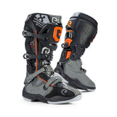 ELEVEIT - X LEGEND, stivali off-road grigio-arancio con chiusura regolabile. Ideali per avventure.